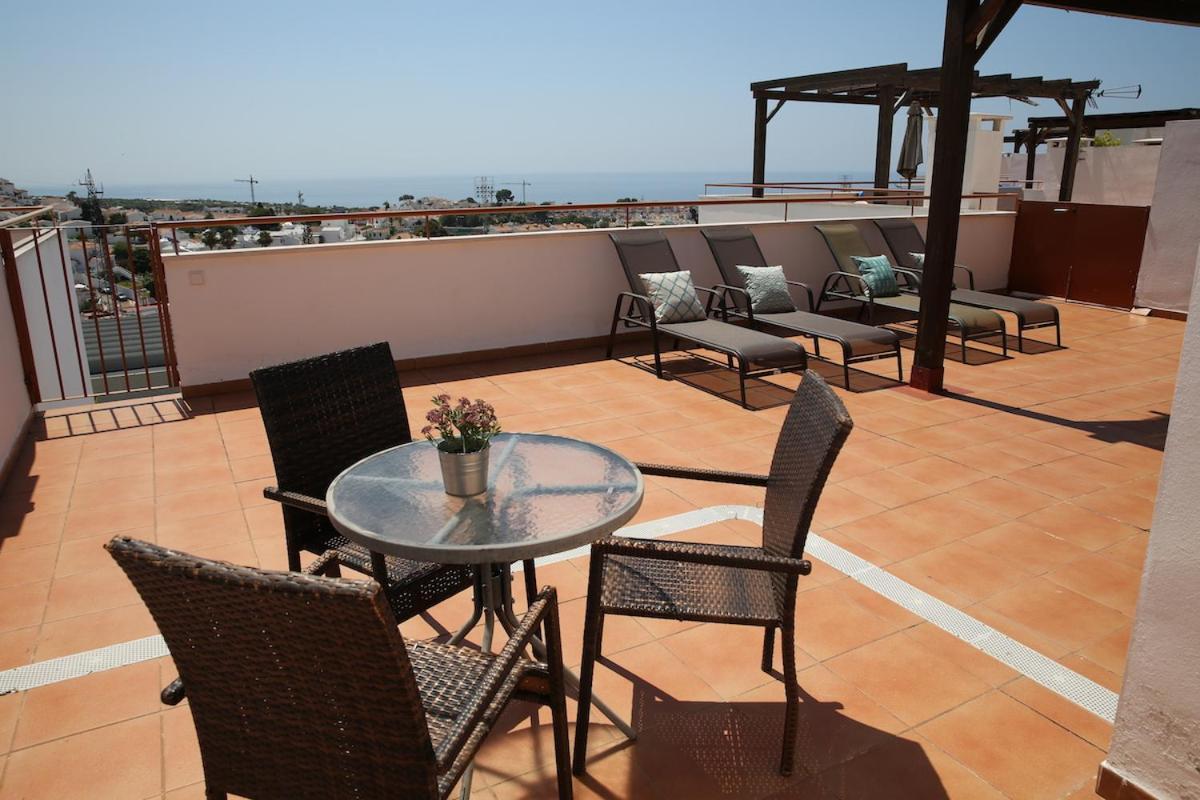 Andaluz Apartments Mar De Nerja Luaran gambar