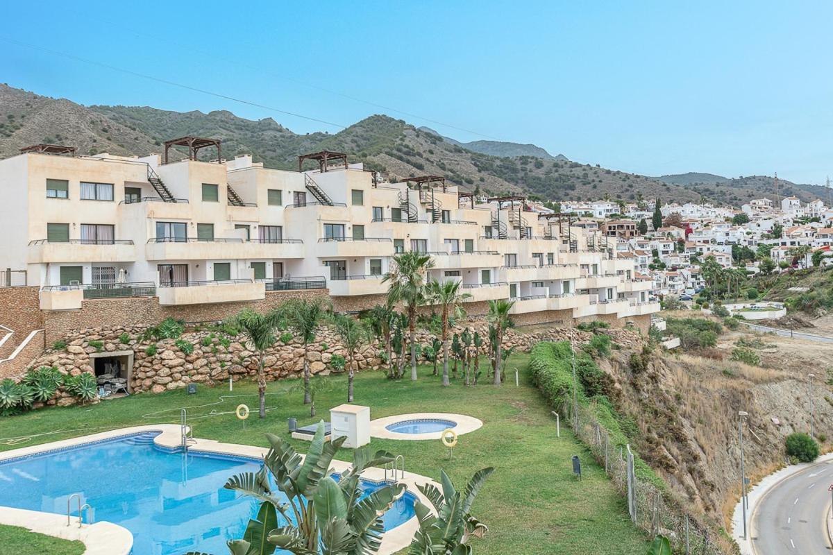 Andaluz Apartments Mar De Nerja Luaran gambar