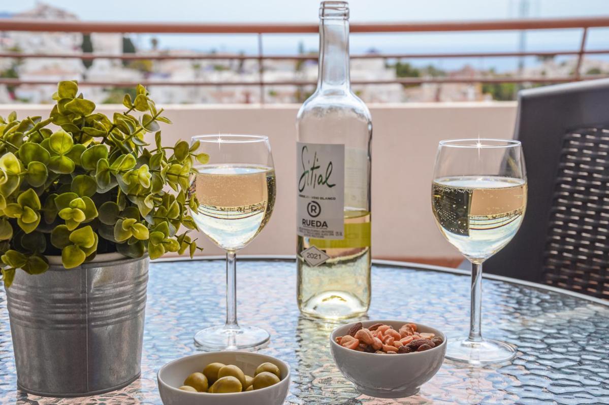 Andaluz Apartments Mar De Nerja Luaran gambar