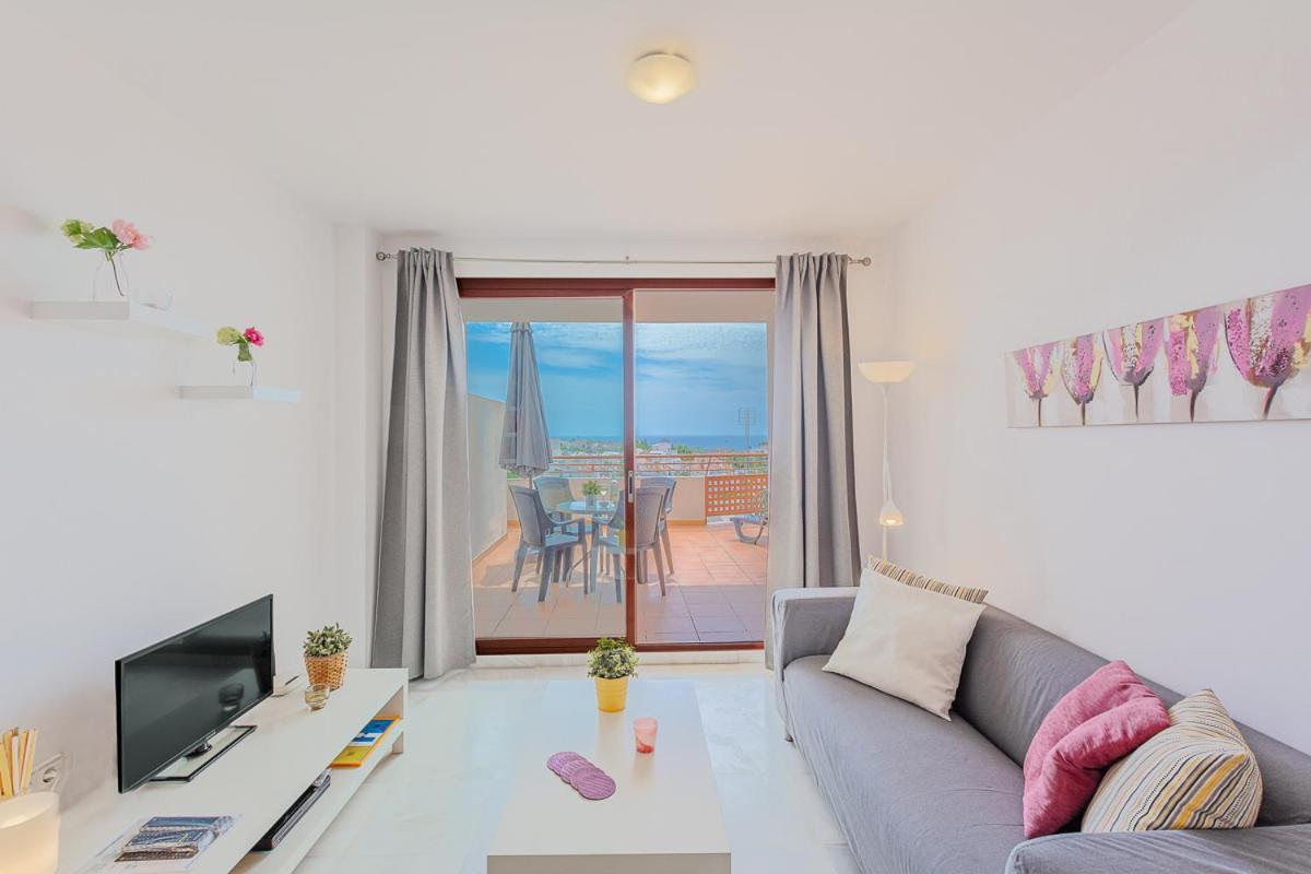 Andaluz Apartments Mar De Nerja Luaran gambar