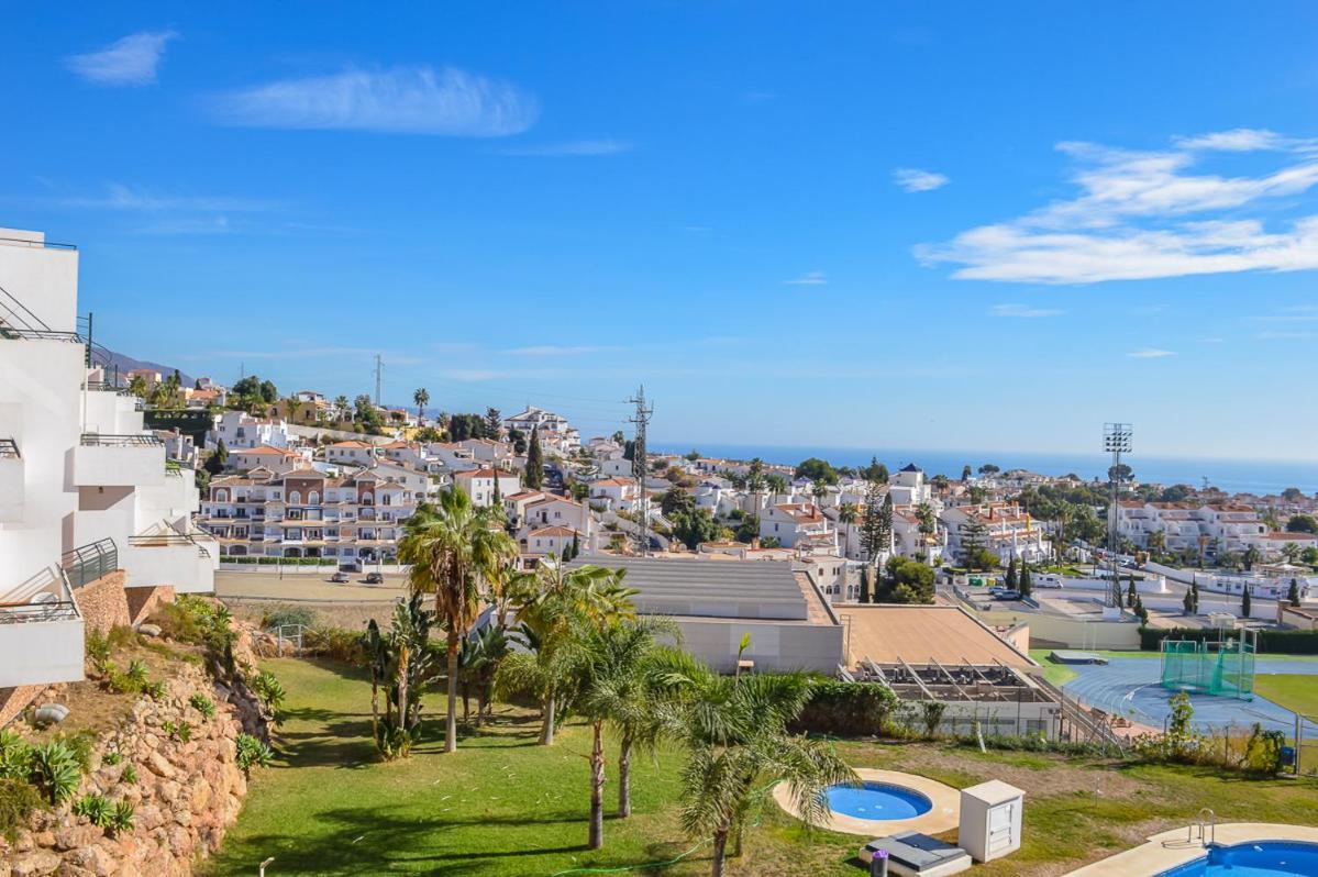 Andaluz Apartments Mar De Nerja Luaran gambar