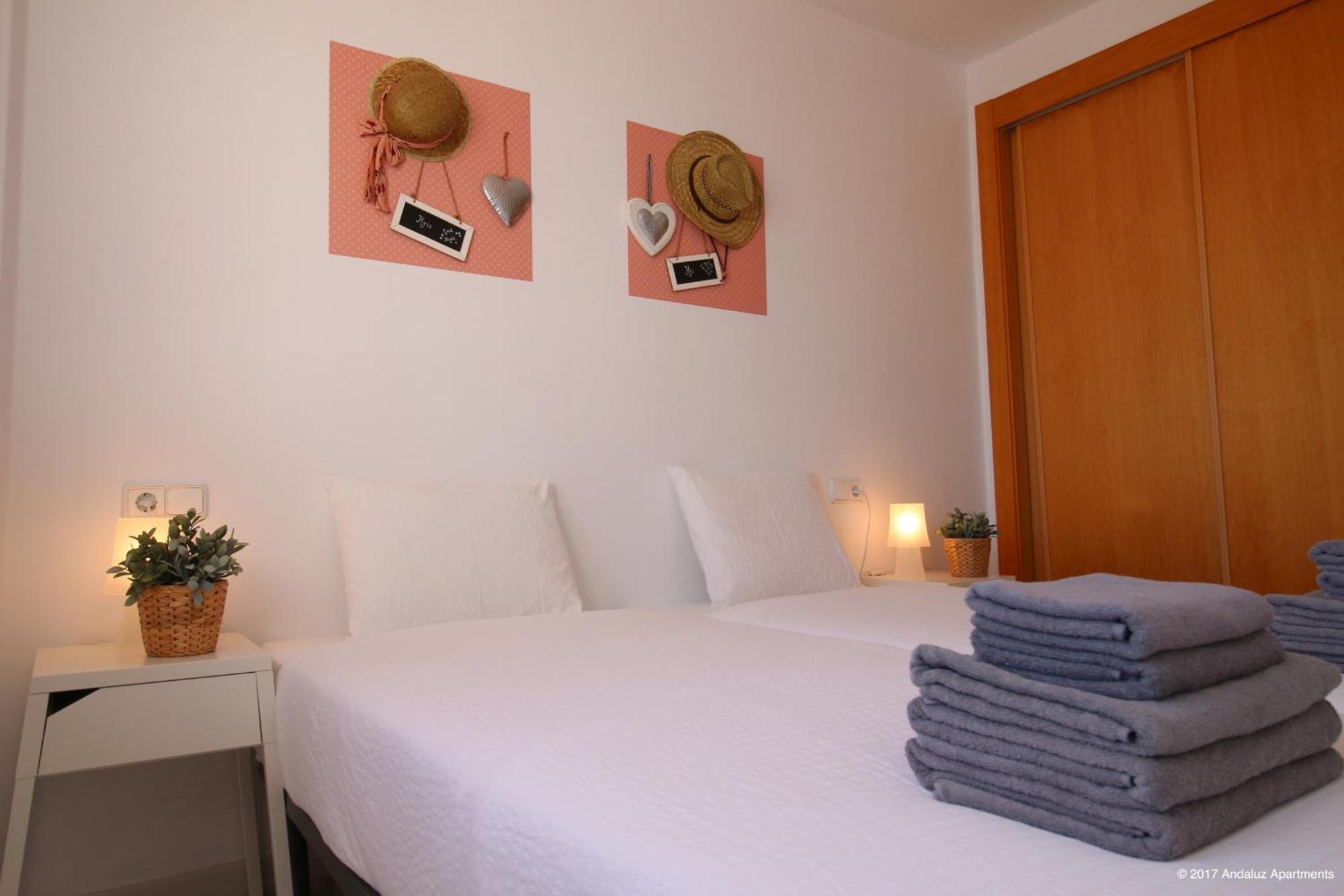 Andaluz Apartments Mar De Nerja Luaran gambar