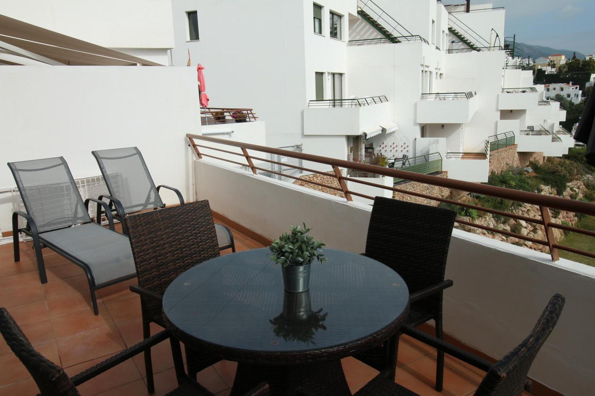 Andaluz Apartments Mar De Nerja Luaran gambar