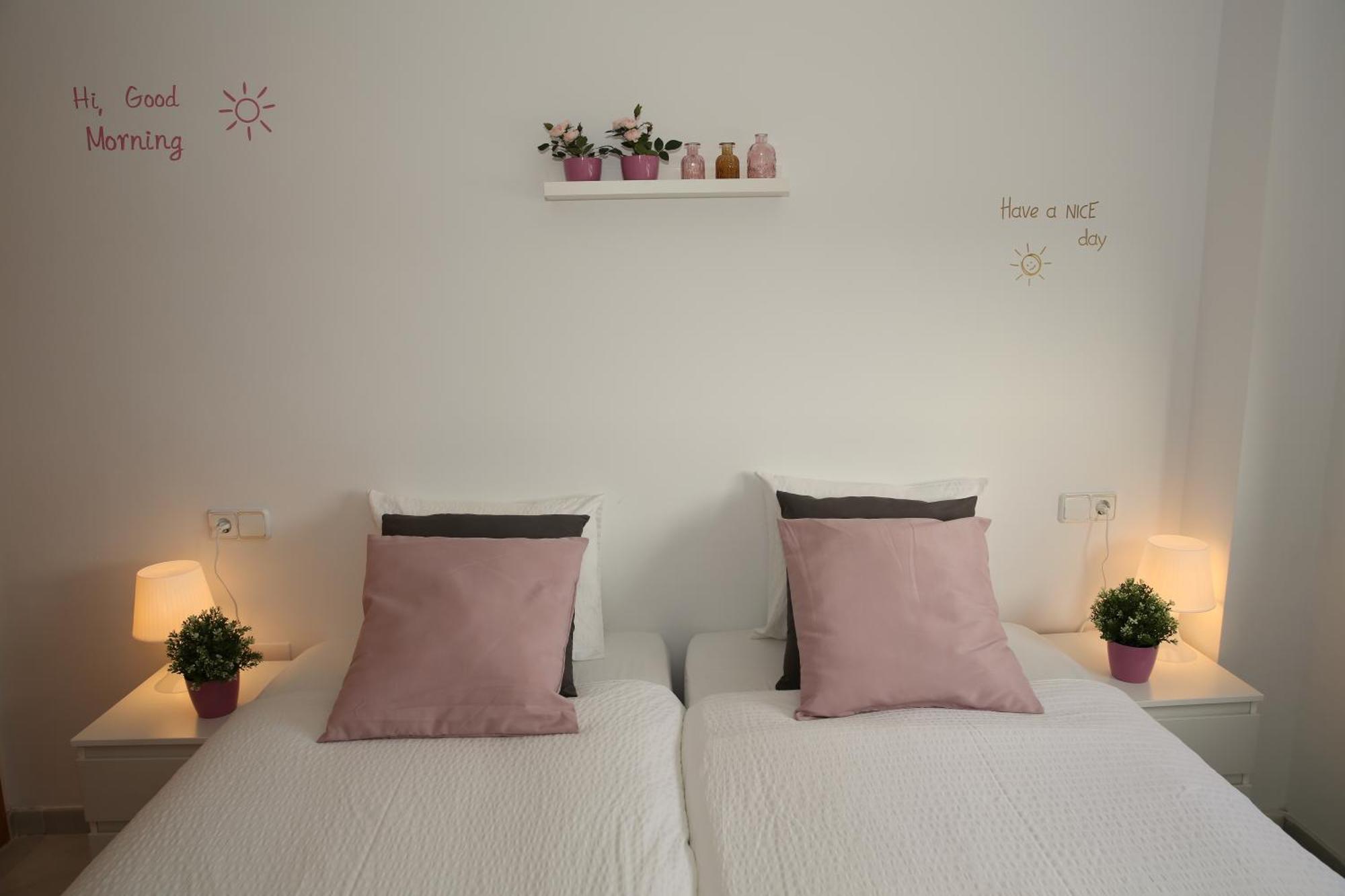 Andaluz Apartments Mar De Nerja Luaran gambar